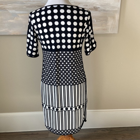 A Pea in the Pod comfortable polka dot dress - Picture 4 of 9